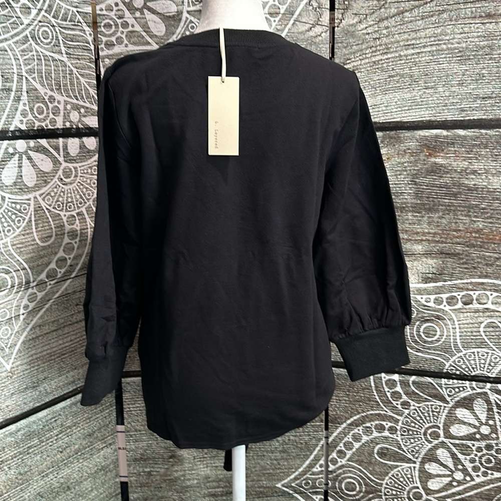 Cute & Comfy Top - Picture 2 of 2